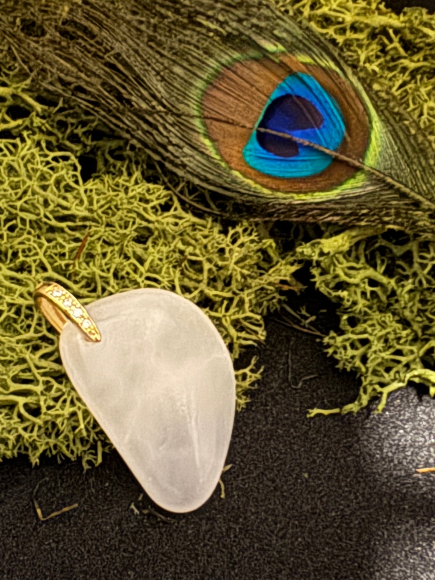 Manganocalcit Anhänger