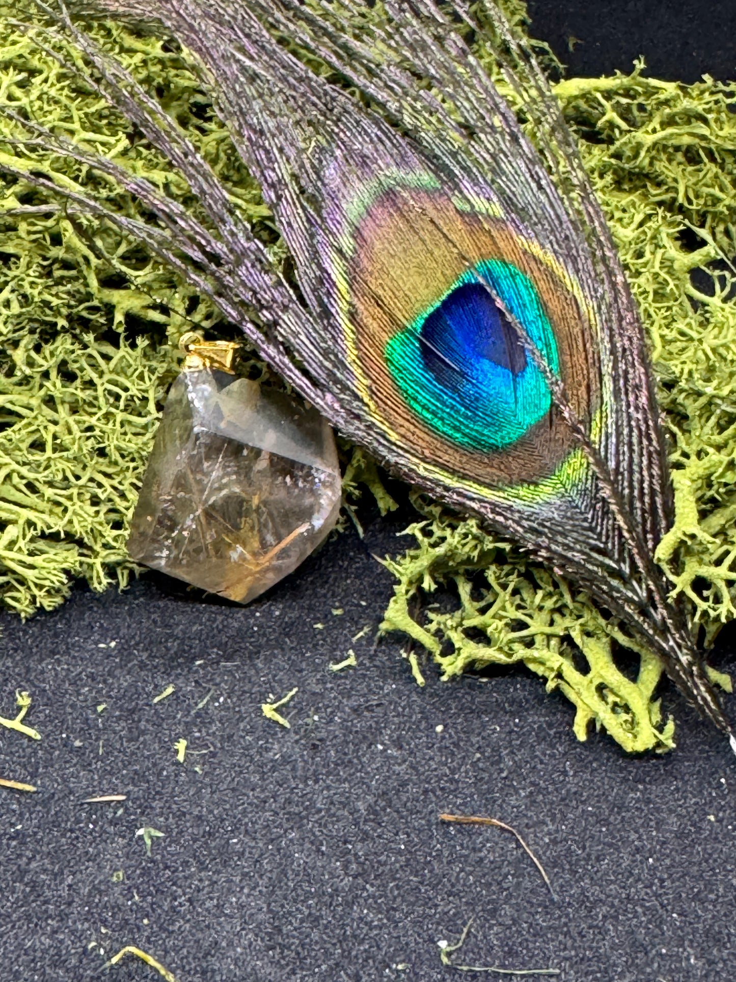 Angeschliffener Rutilquarz Anhänger